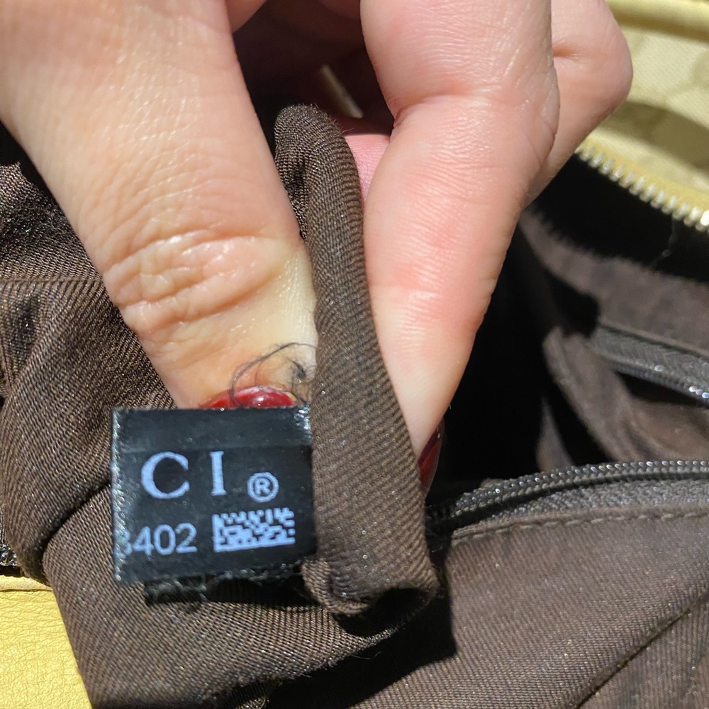 Gucci D-Ring Hobo Bag - Picture 14 of 16